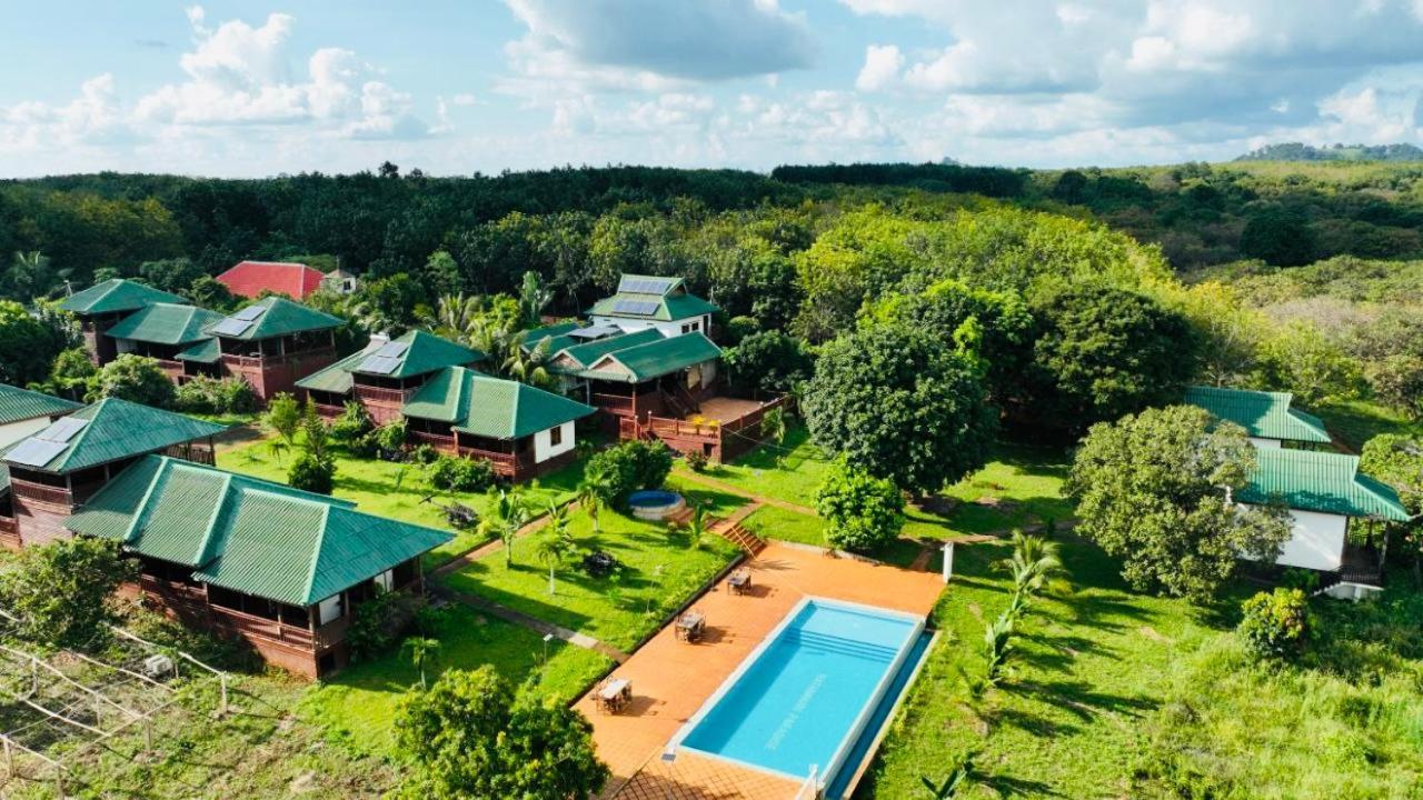 Ratanakiri Paradise Hotel & Restaurant Banlung Экстерьер фото