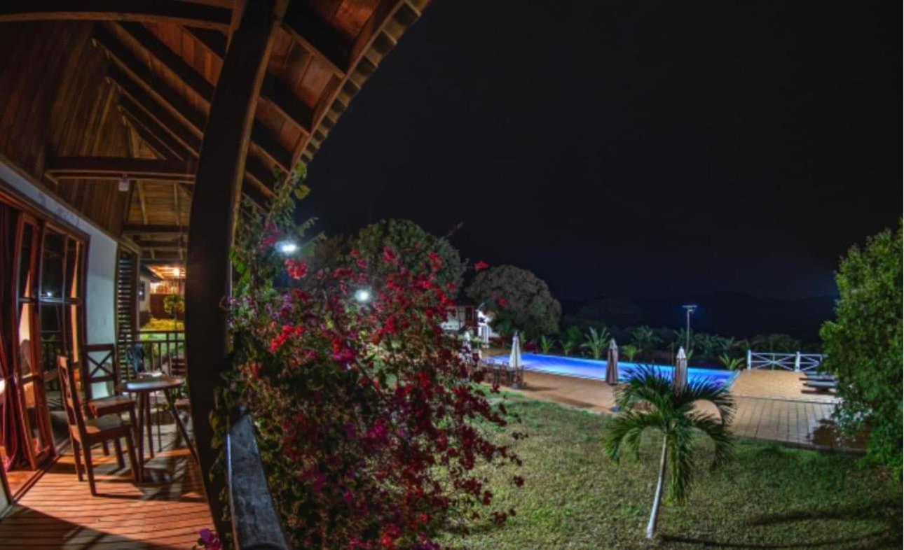 Ratanakiri Paradise Hotel & Restaurant Banlung Экстерьер фото